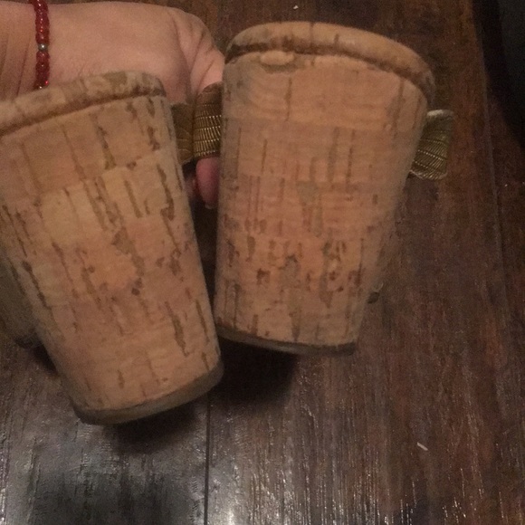 Thora Wedged Tory Burch Gold Sandals - Picture 3 of 4